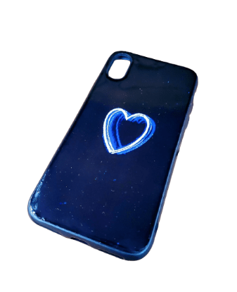 Picture of Mobile cover with heart print